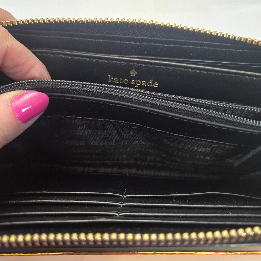 Kate Spade Bifold Black And White Swan Design Wallet - Picture 7 of 12